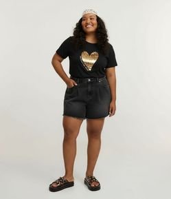 Short Evasê em Jeans com Recorte Curve & Plus Size