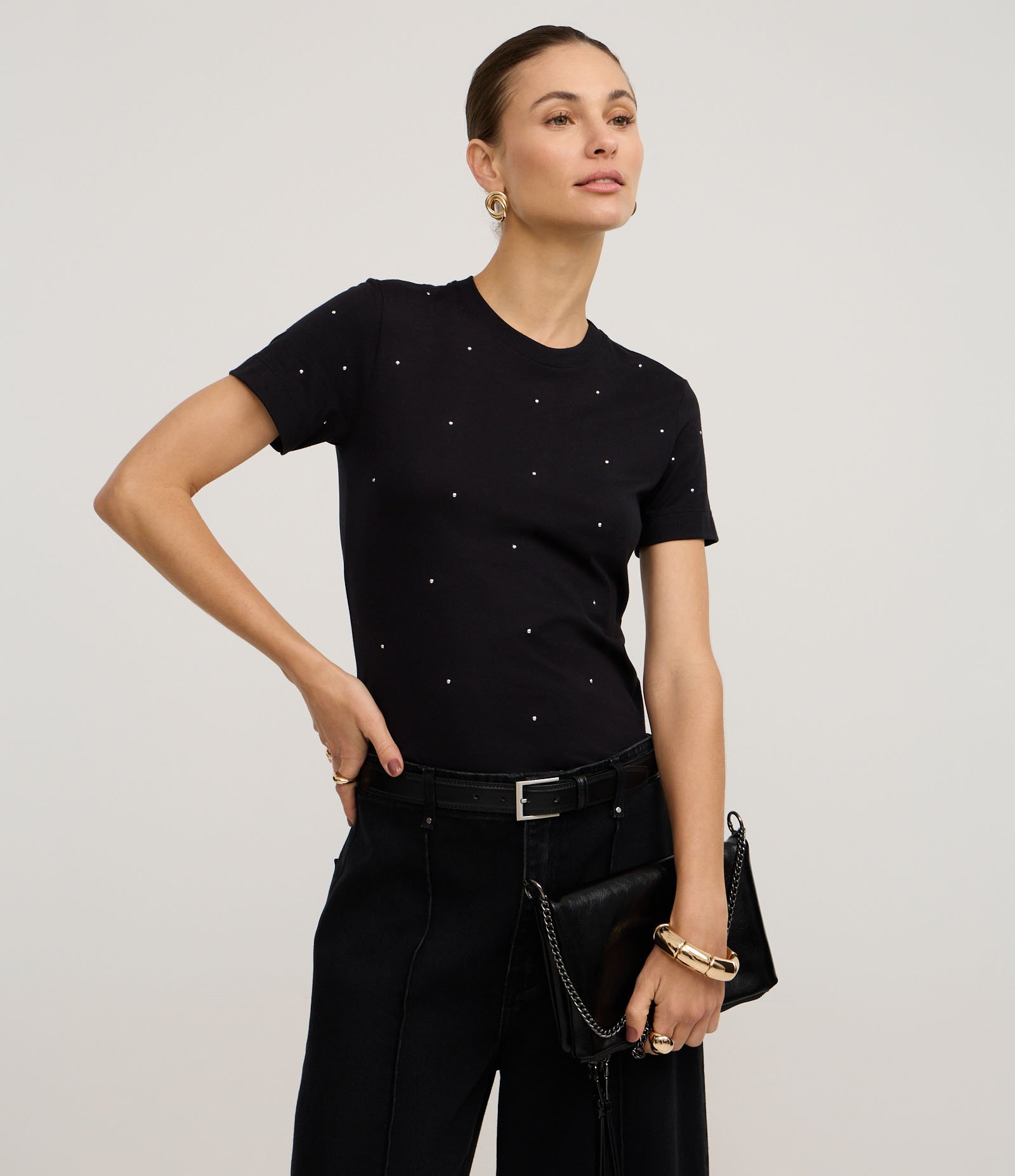 Blusa em Algodão com Gola Redonda e Brilho Preto 1