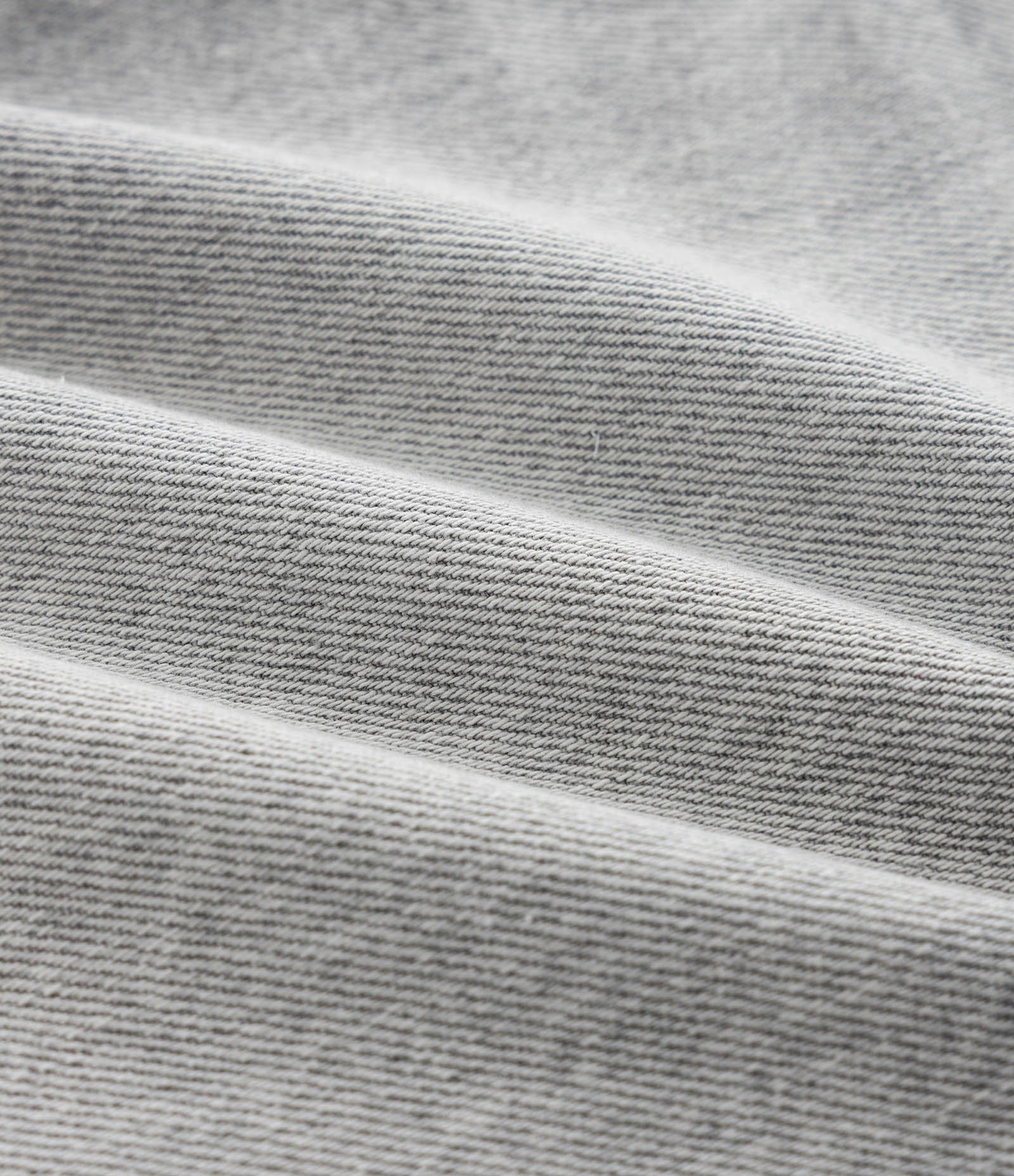 Bermuda Baggy em Jeans com Detalhes de Costura Cinza 3