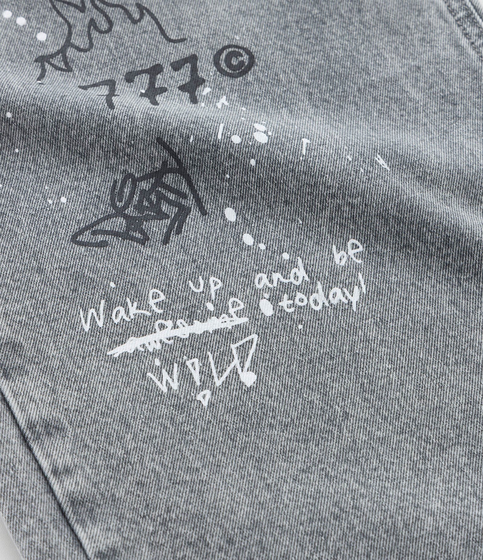 Calça Super Baggy em Jeans com Estampa Grafite Cinza 3