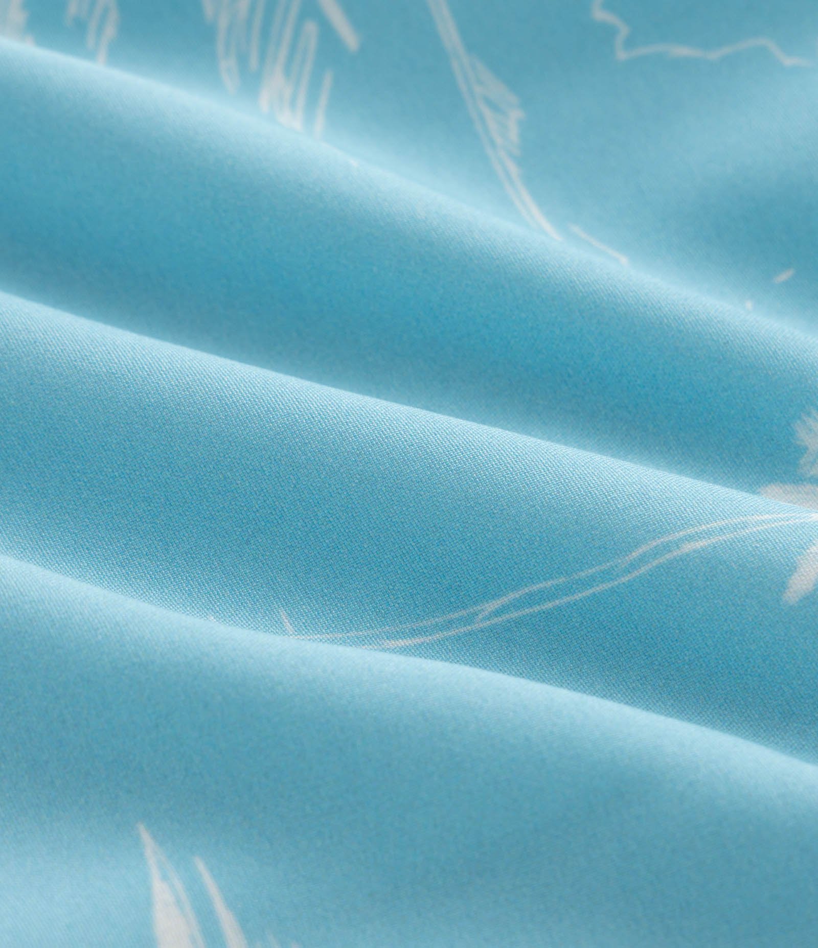 Bermuda de Banho em Microfibra Leve com Estampa de Folhagem Azul 3