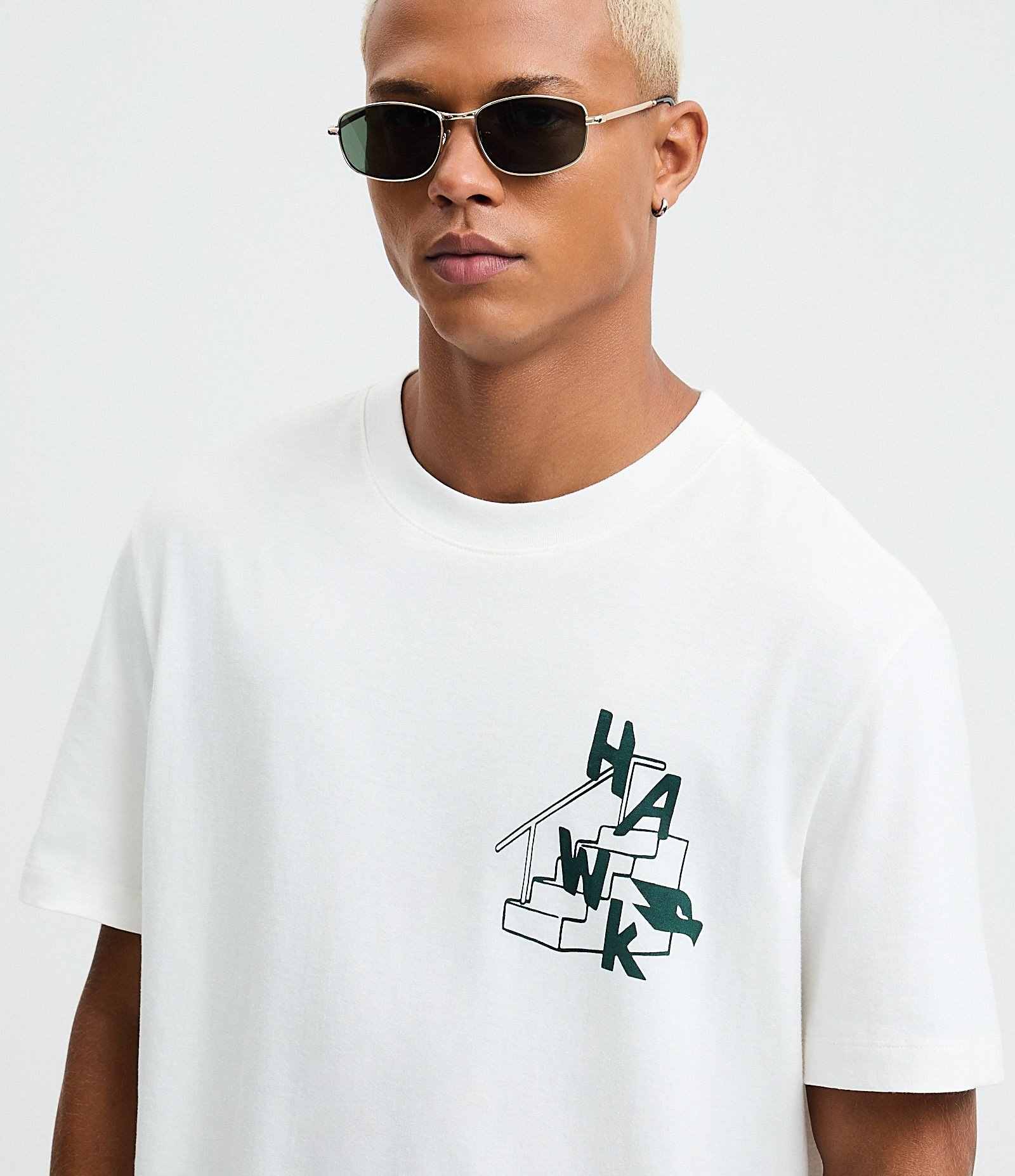 Camiseta Comfort em Algodão com Estampa Tony Hawk Branco 4