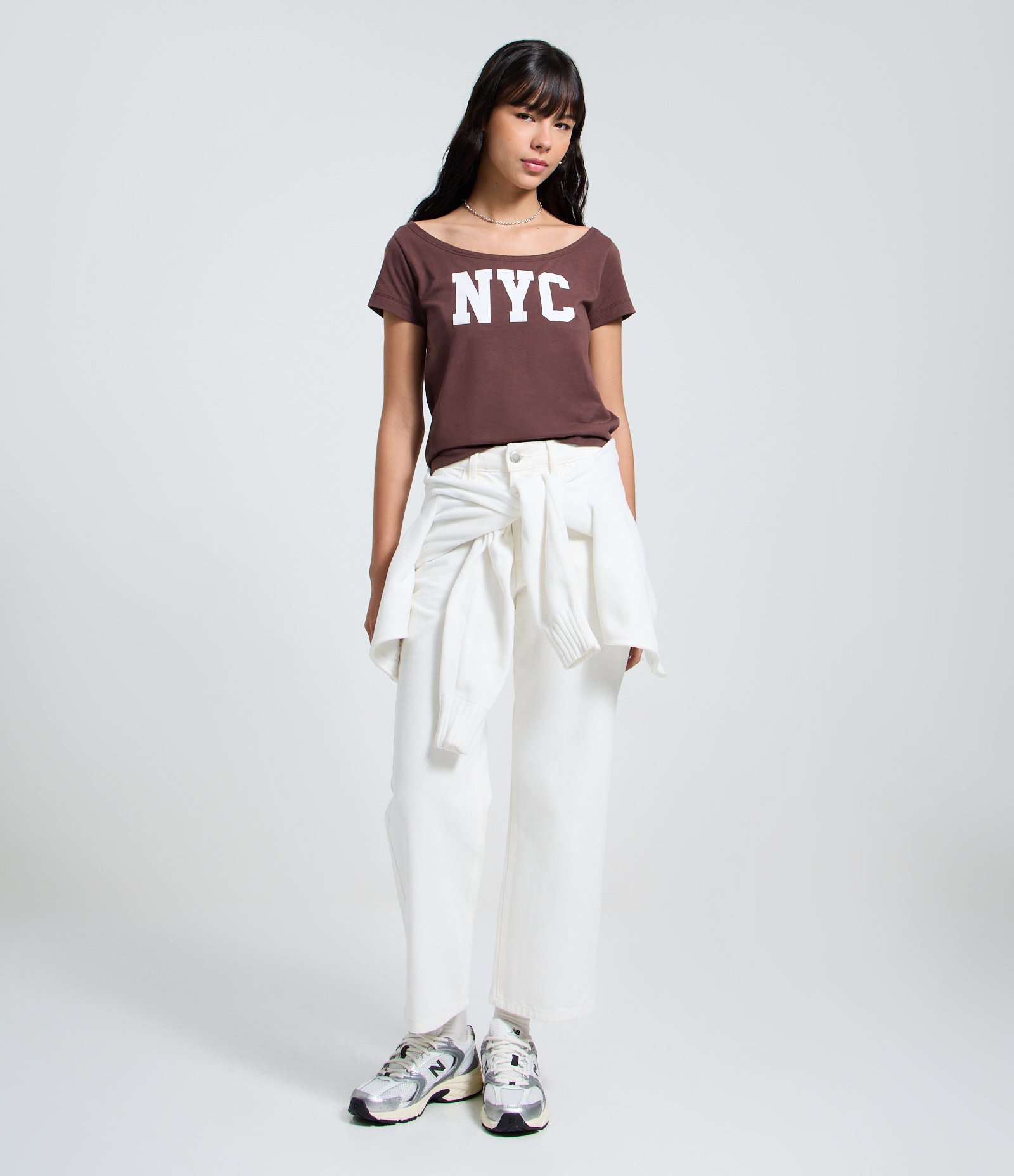 Camiseta Over Ombro a Ombro NYC Marrom 2