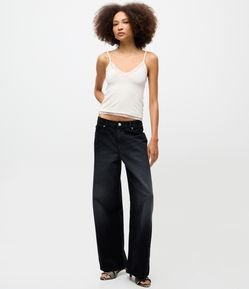 Blusa em Ribana com Alças Finas e Renda no Decote