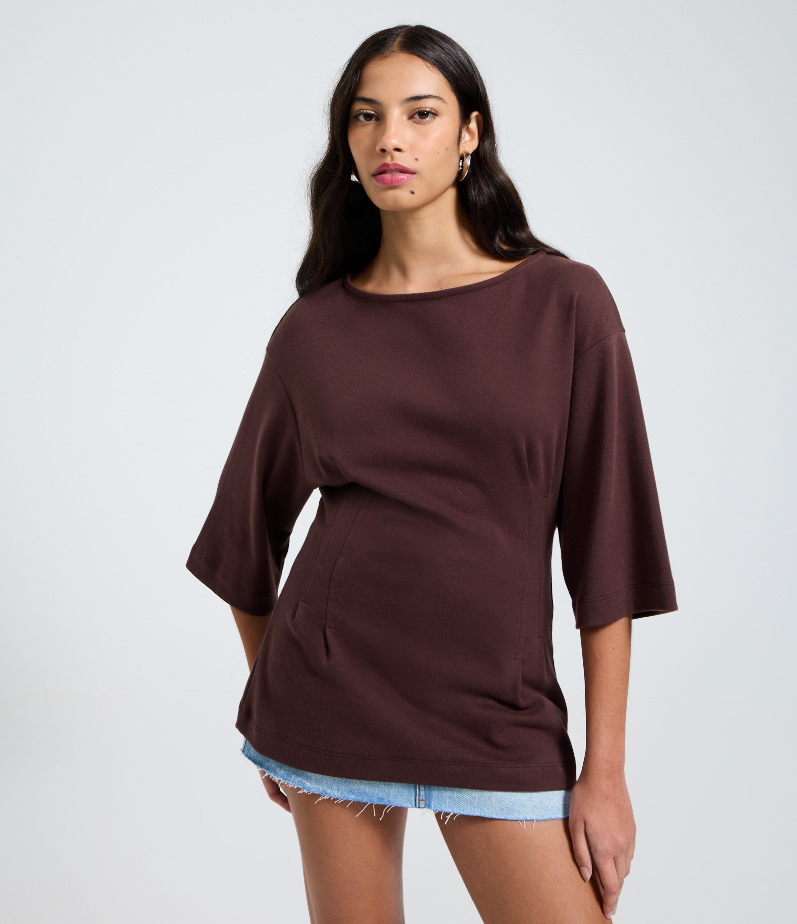 Blusa Over em Modal com Pregas Laterais Marrom 1