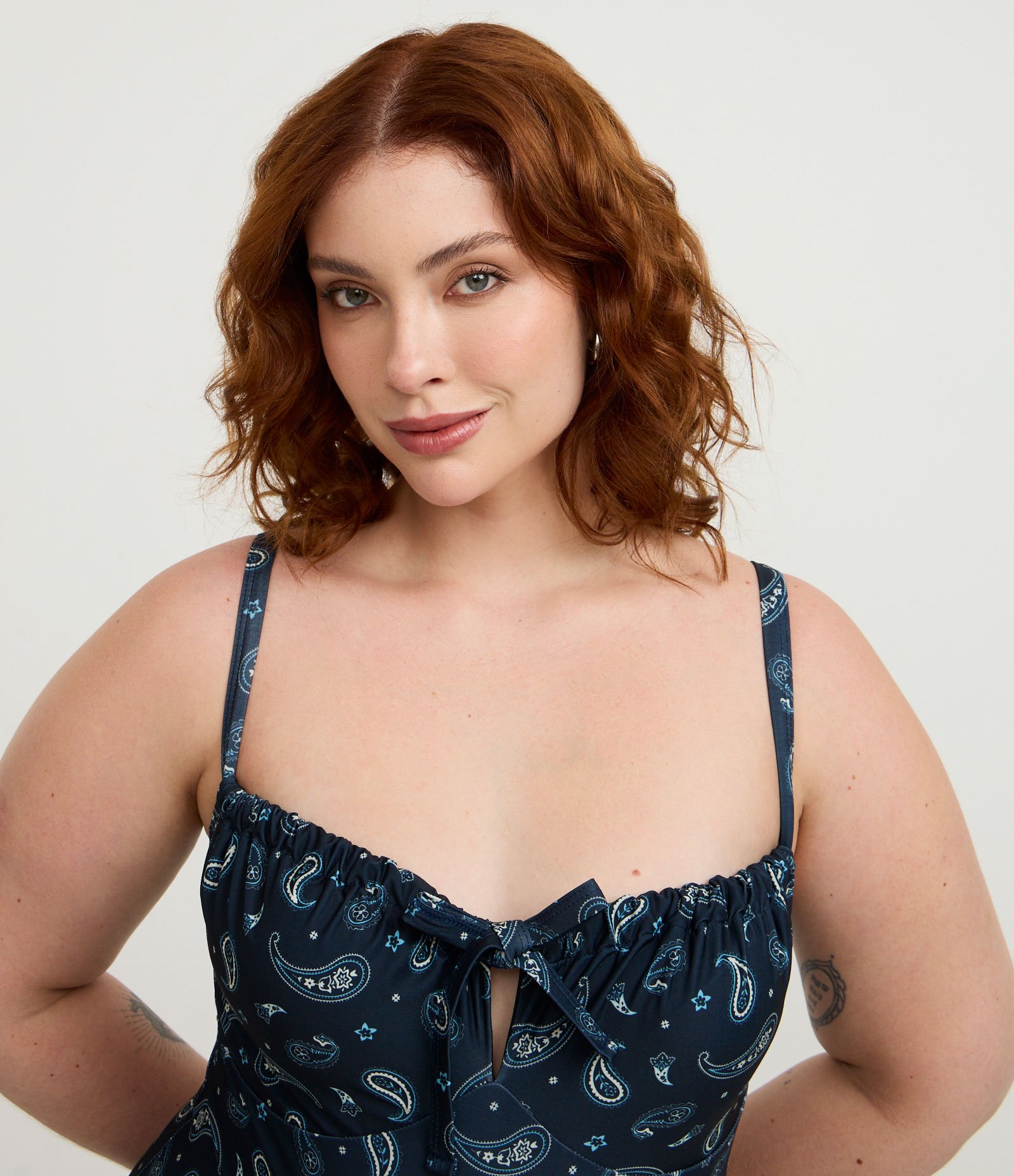 Maiô em Microfibra com Estampa Paisley Curve & Plus Size Azul 3