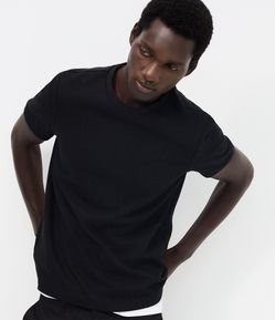 Camiseta Slim em Algodão com Textura Canelada