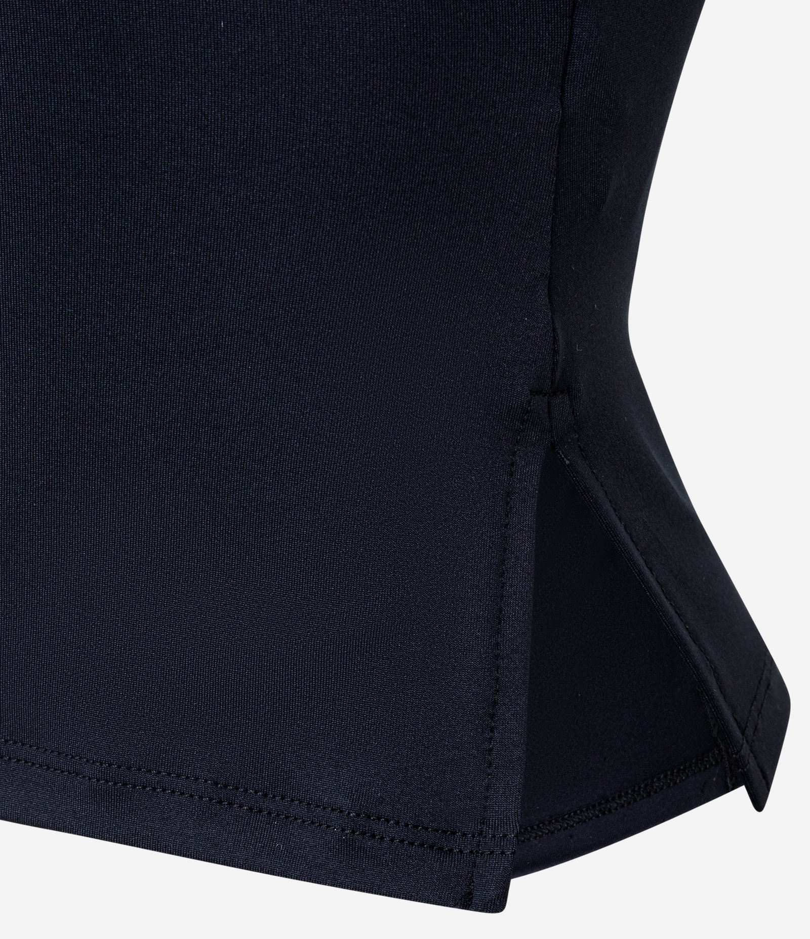 Blusa em Microfibra Tomara que Caia com Fenda Lateral Preto 5