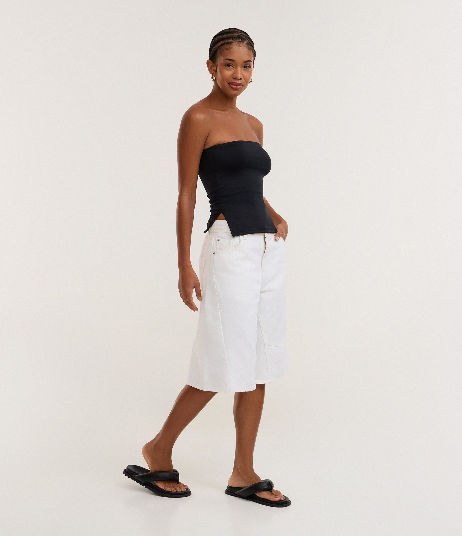 Blusa em Microfibra Tomara que Caia com Fenda Lateral Preto 2