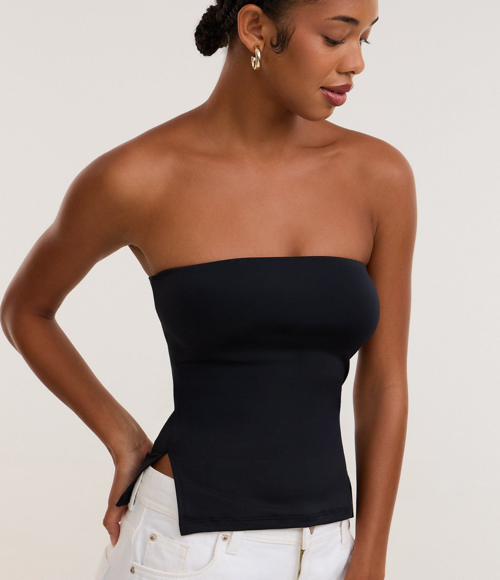 Blusa em Microfibra Tomara que Caia com Fenda Lateral Preto 3