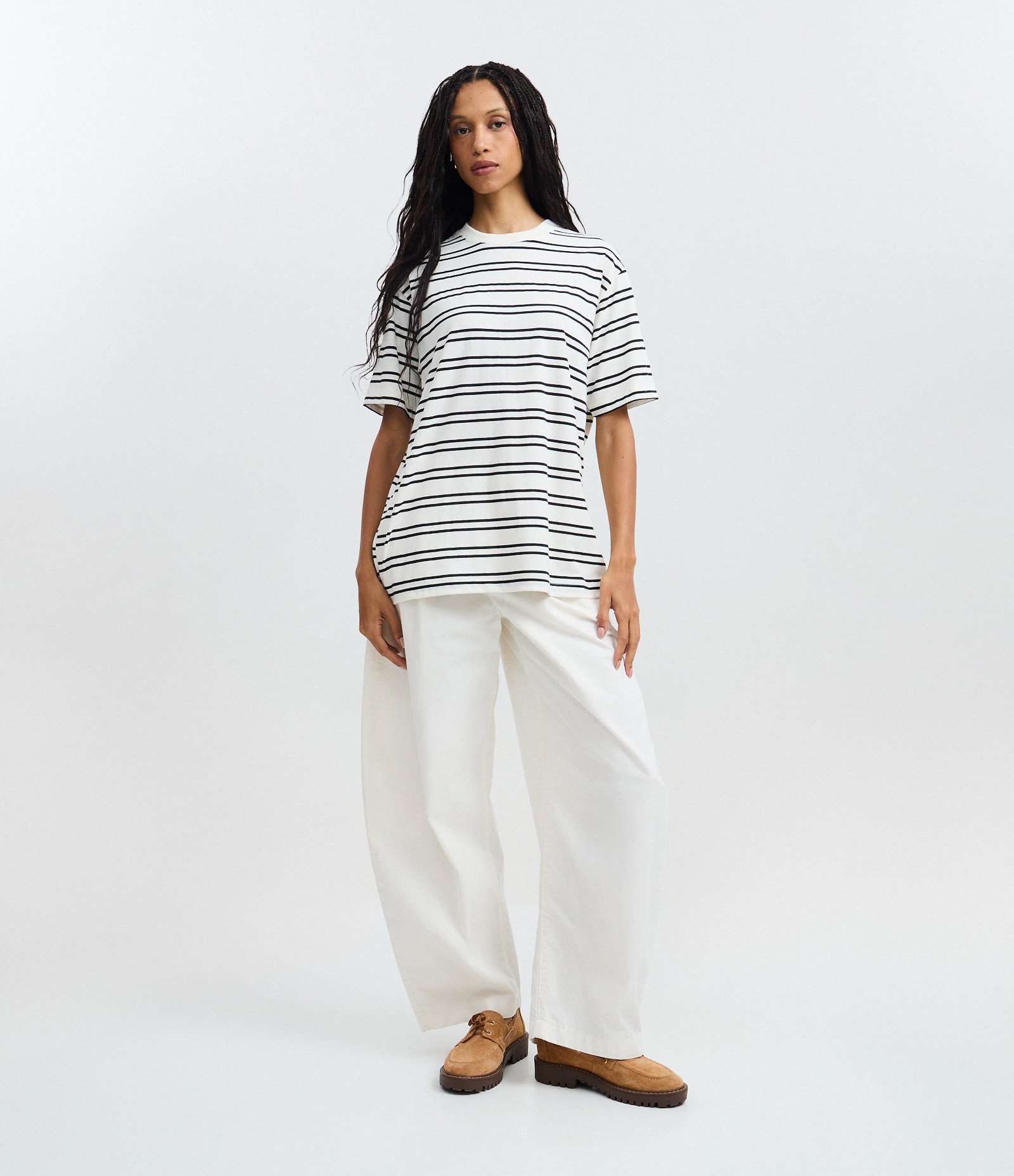 Camiseta Oversized em Algodão com Estampa Listrada Preto/Branco 3