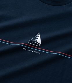 Camiseta Manga Curta com Estampa de Barco e Lettering