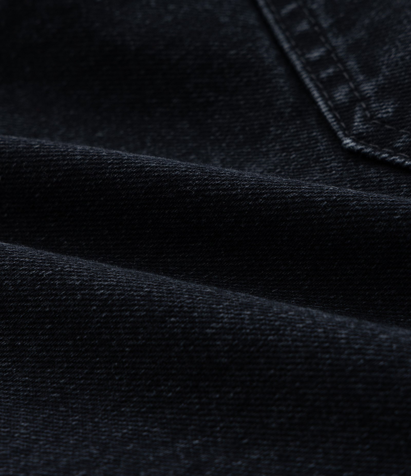 Saia Curta em Jeans com Bolsos Cargo Frontais Curve & Plus Size Preto 3