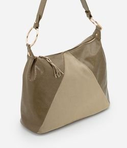 Bolsa Hobo Grande Texturizada e com Recorte de Suede