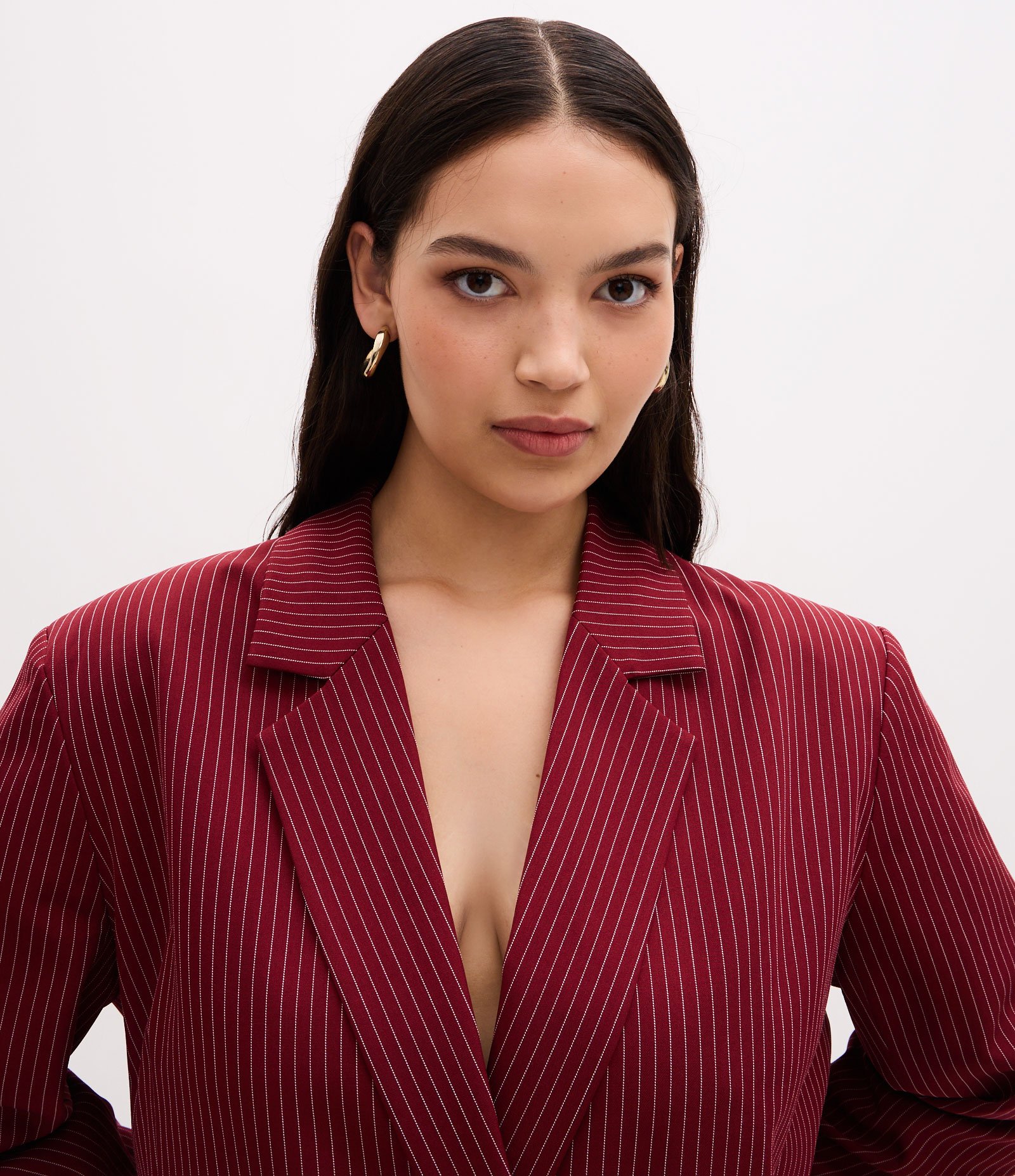 Blazer Alfaiatado com Risca de Giz e Fechamento Transpassado Curve & Plus Size Vermelho 4