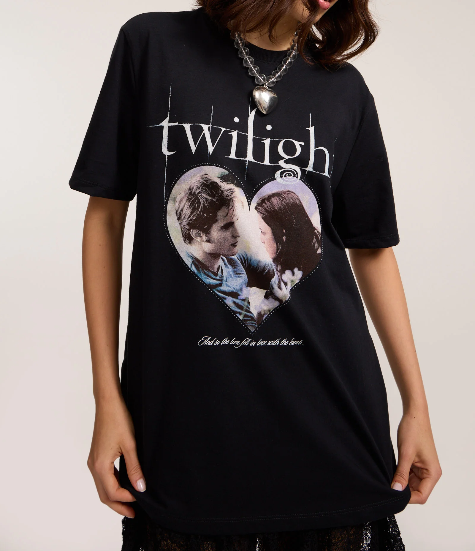 Camiseta em Algodão com Estampa Crepúsculo e Glitter Preto 3