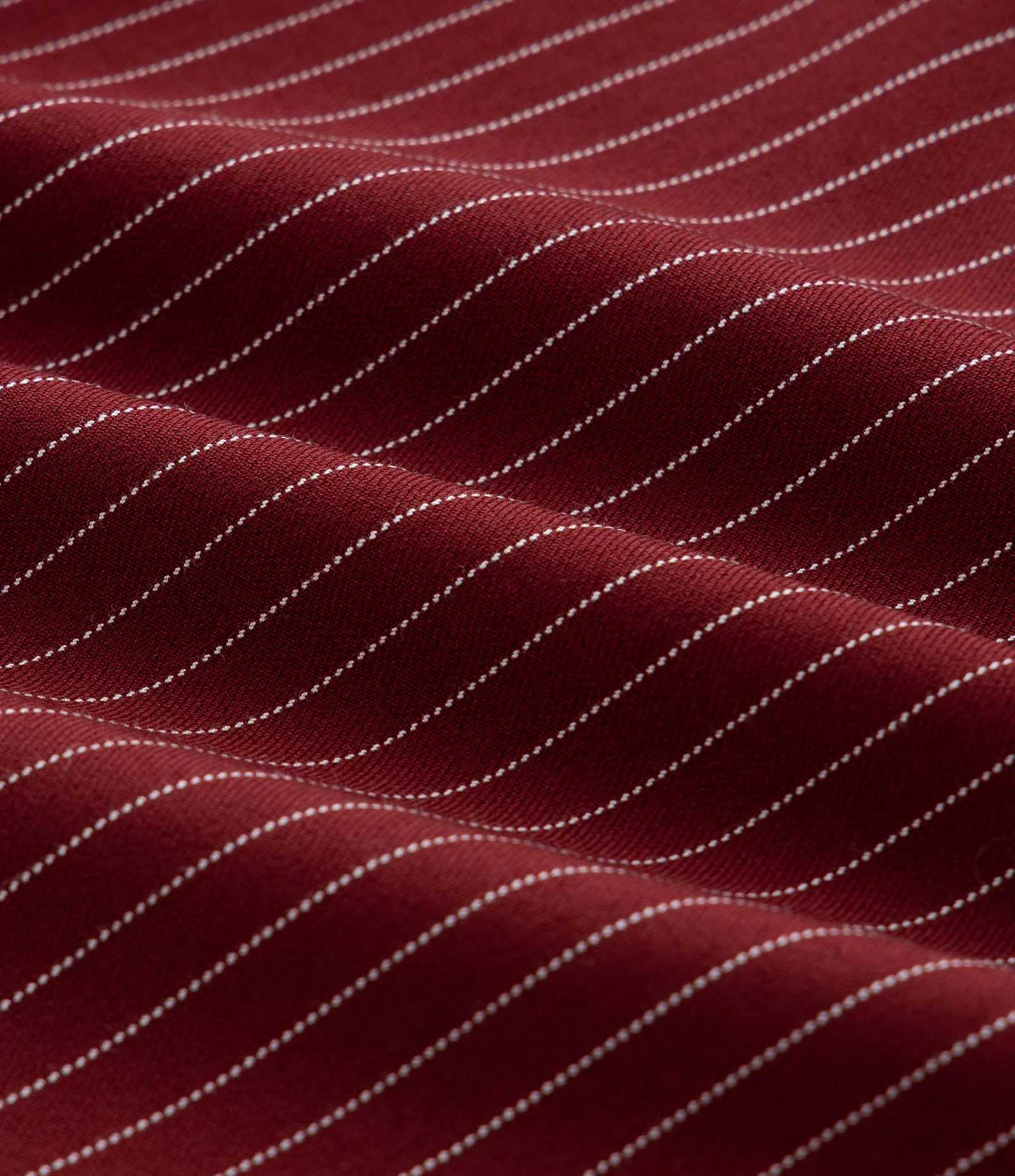 Calça Reta Alfaiatada com Risca de Giz e Cinto Curve & Plus Size Bordô 3