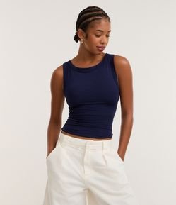 Blusa Sem Manga com Decote Canoa