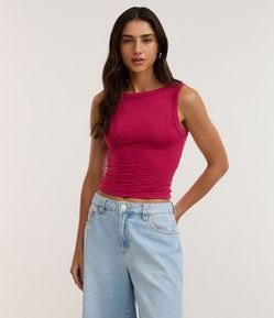 Blusa Sem Manga com Decote Canoa