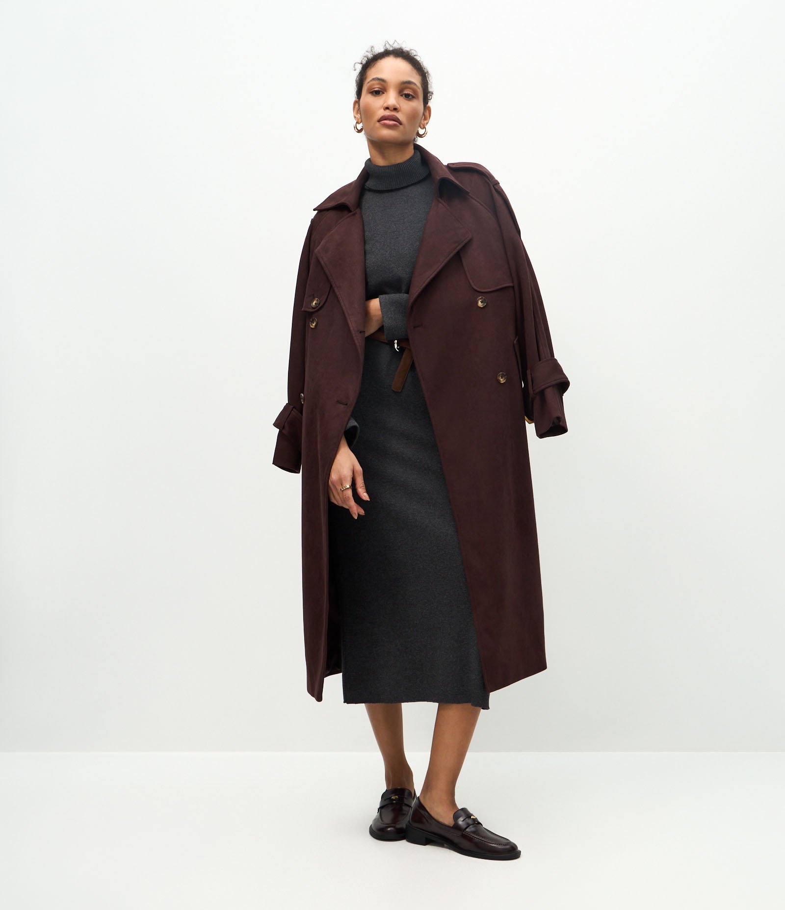 Vestido Long Midi com Gola Alta e Mangas Longas Cinza 4