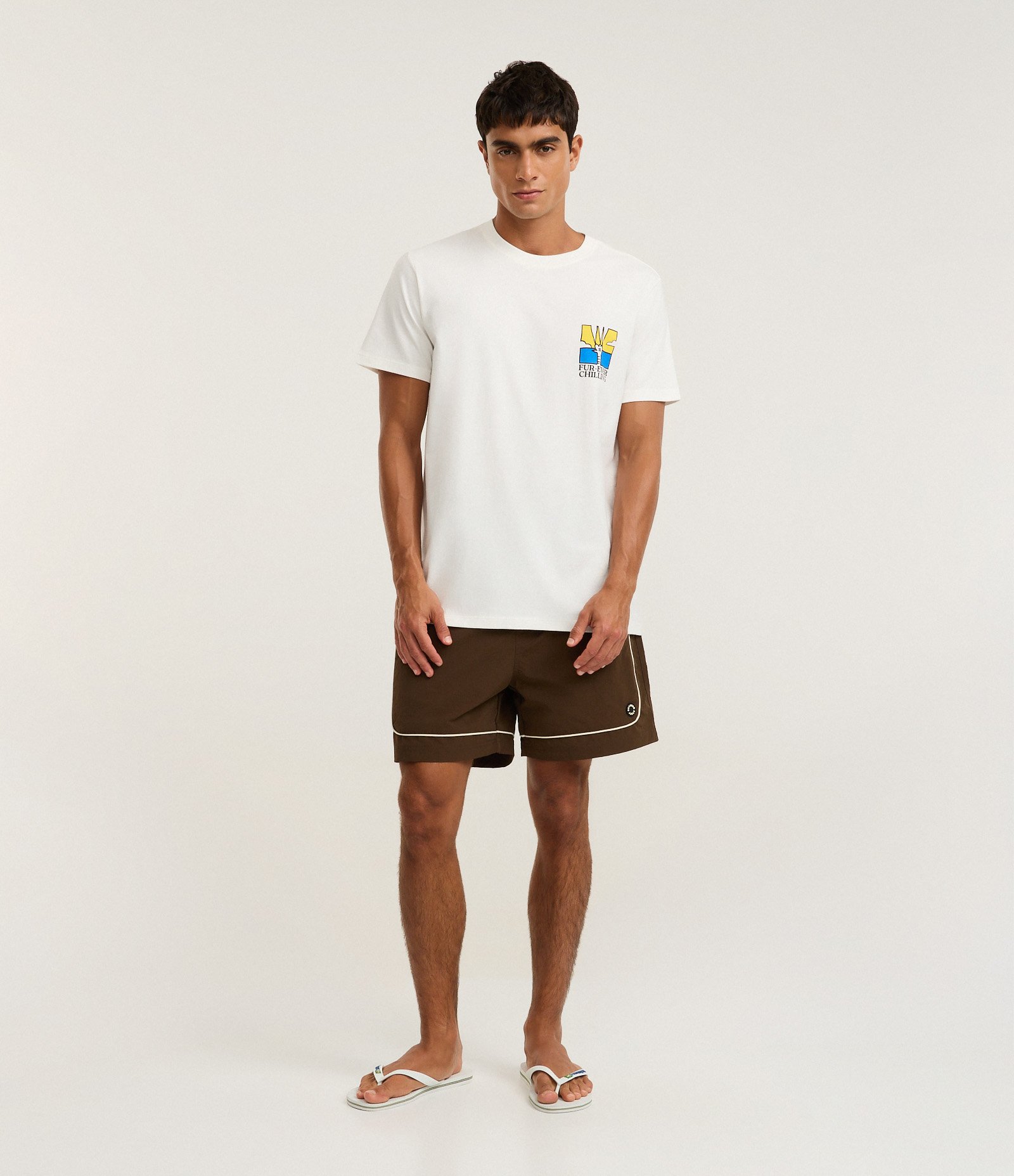 Camiseta Comfort em Algodão com Estampa de Gato Surfista Branco 2