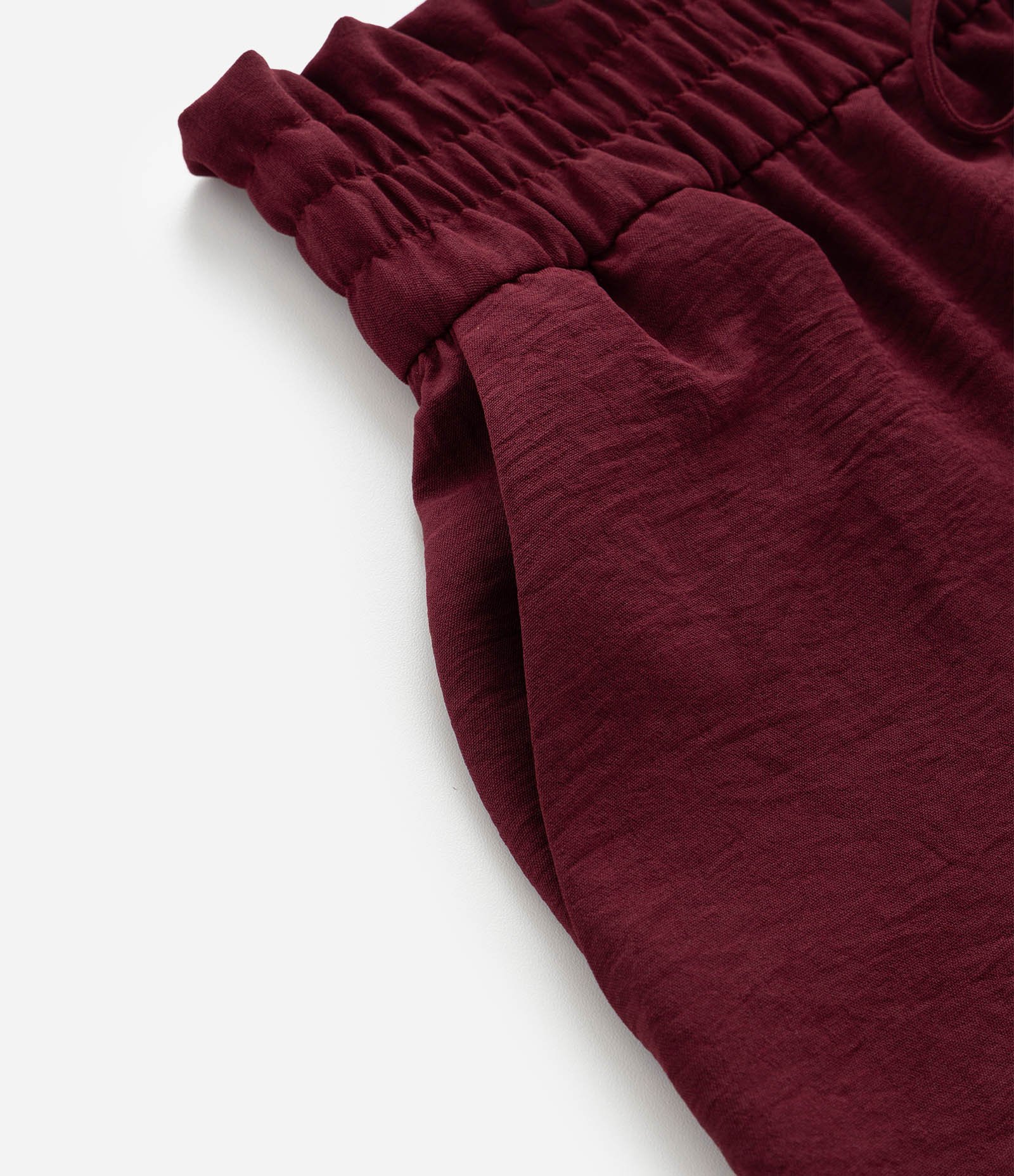 Short Curto em Crepe com Cós Elástico Curve & Plus Size Bordô 4