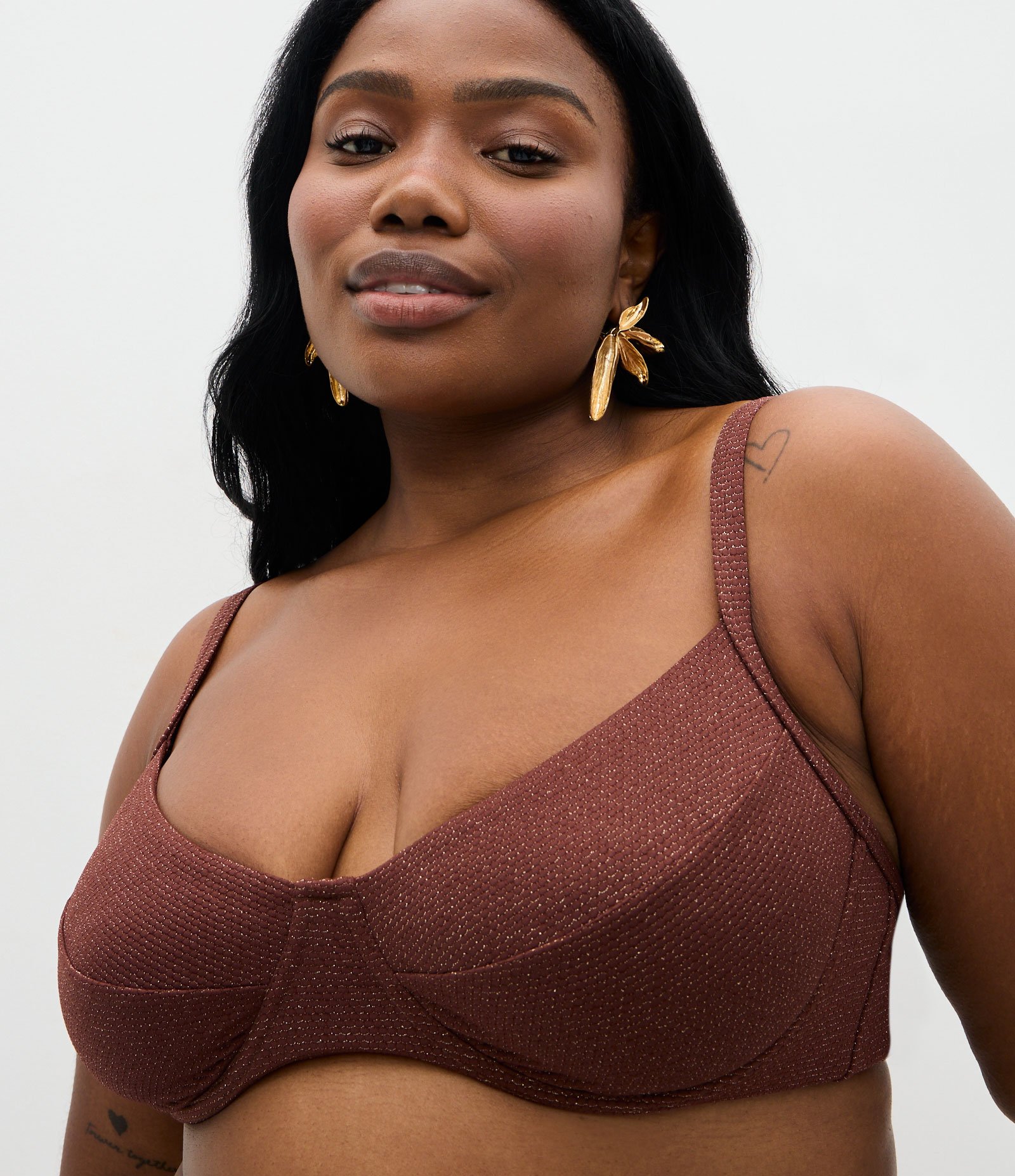 Biquini Top com Fio Metalizado e Texturizado Curve & Plus Size Marrom 3