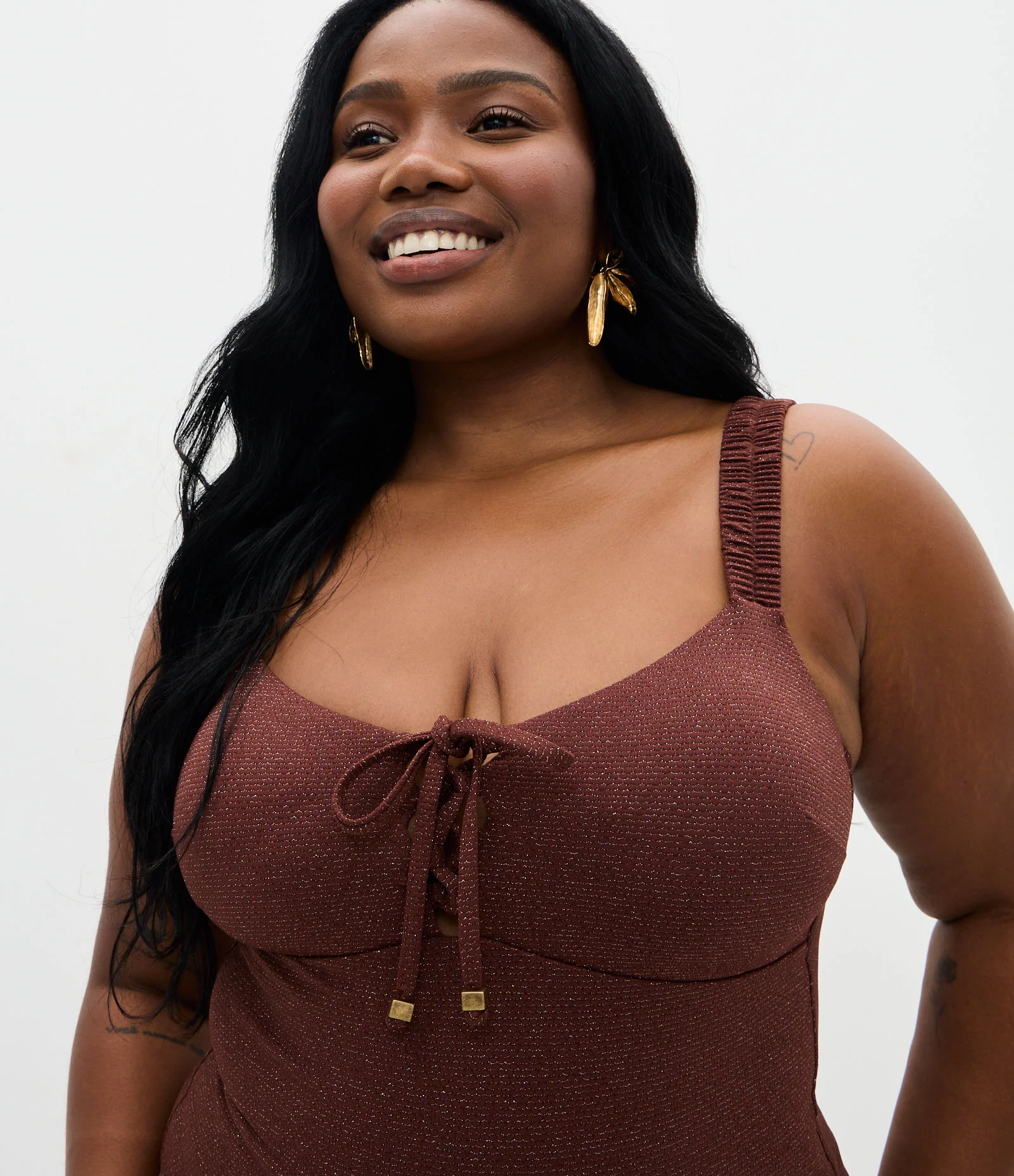 Maio Fio Duplo com Fio Metalizado e Proteção UV Curve & Plus Size Marrom 2