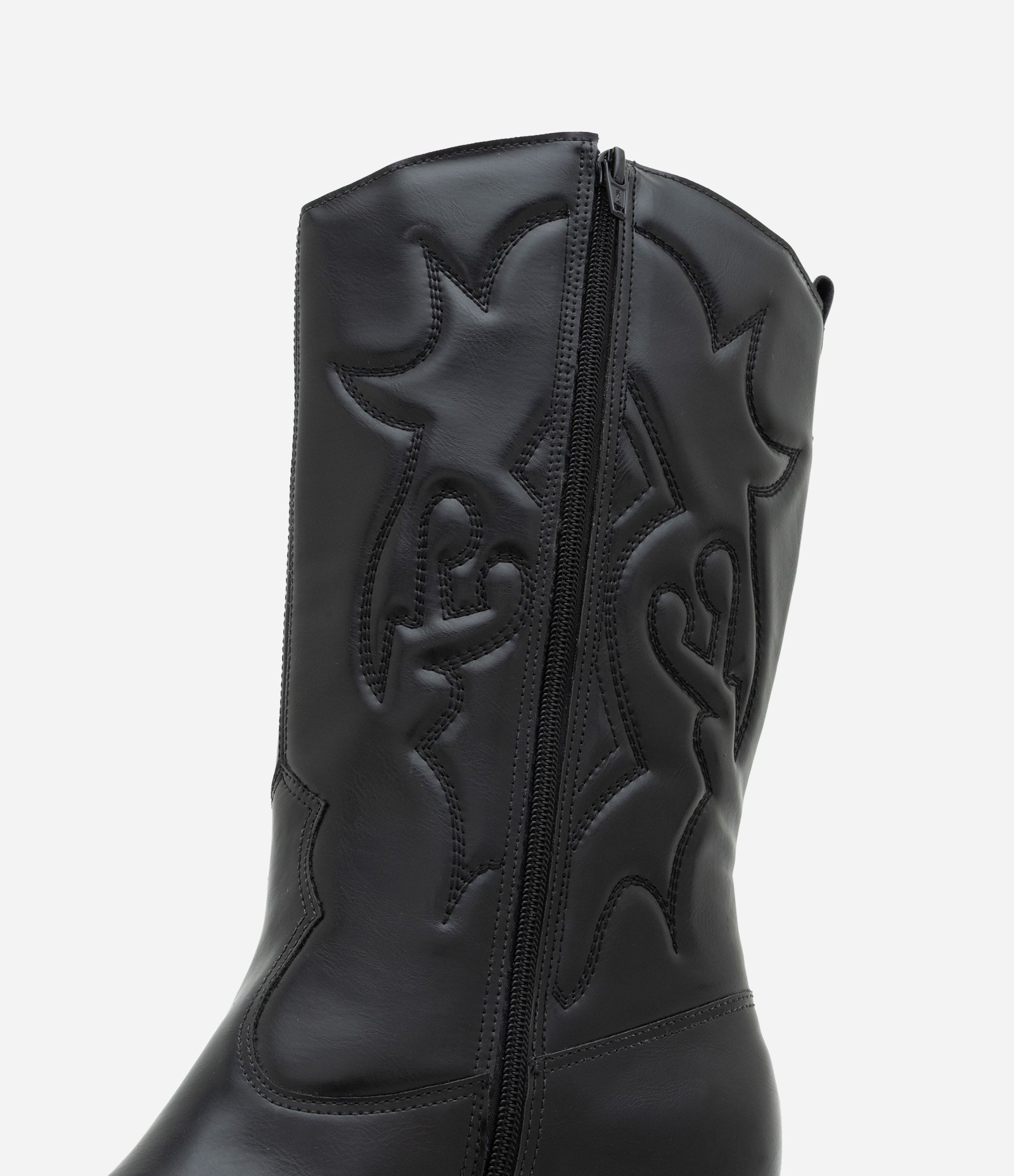 Bota Cano Médio com Detalhe Bordado Preto 4