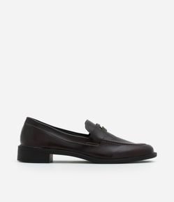 Mocassim em PU com Enfeite de Moeda
