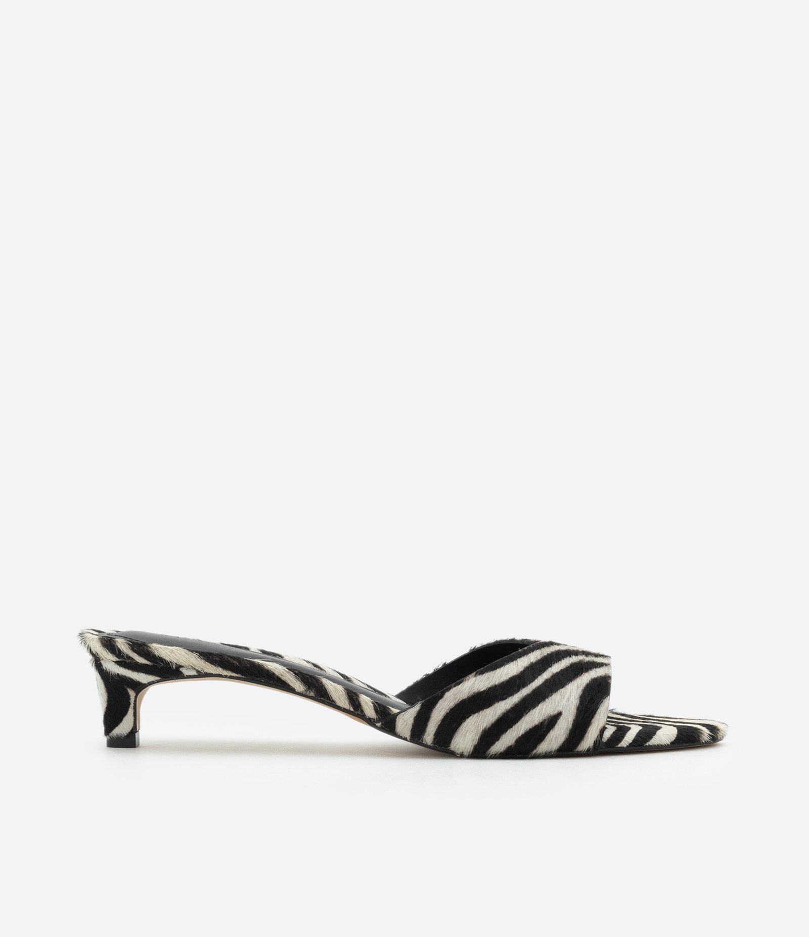 Sandália Mule em Couro com Estampa de Zebra Preto/Branco 1