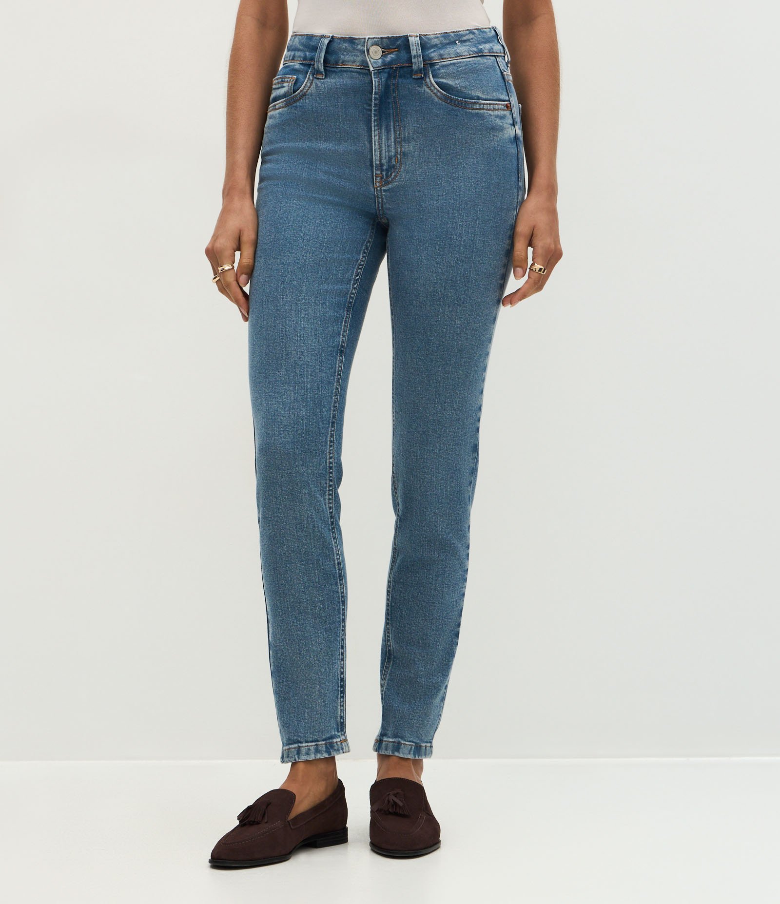 Calça Skinny em Jeans com Elastano Azul Claro 3