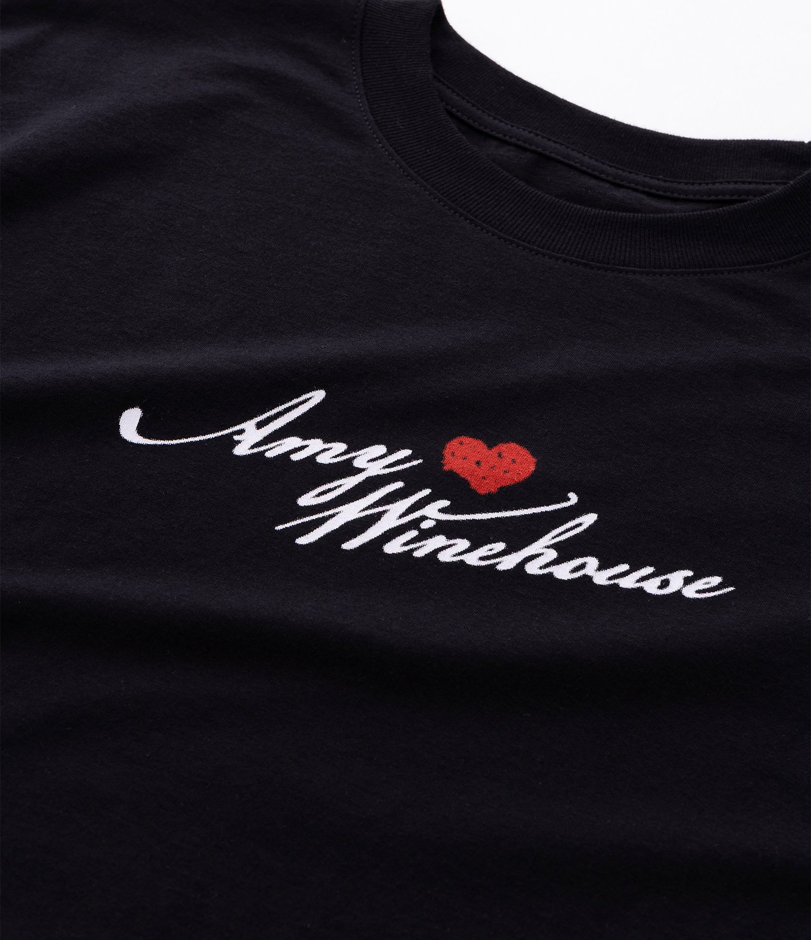 Camiseta Boxy com Estampa Amy Winehouse Preto 8
