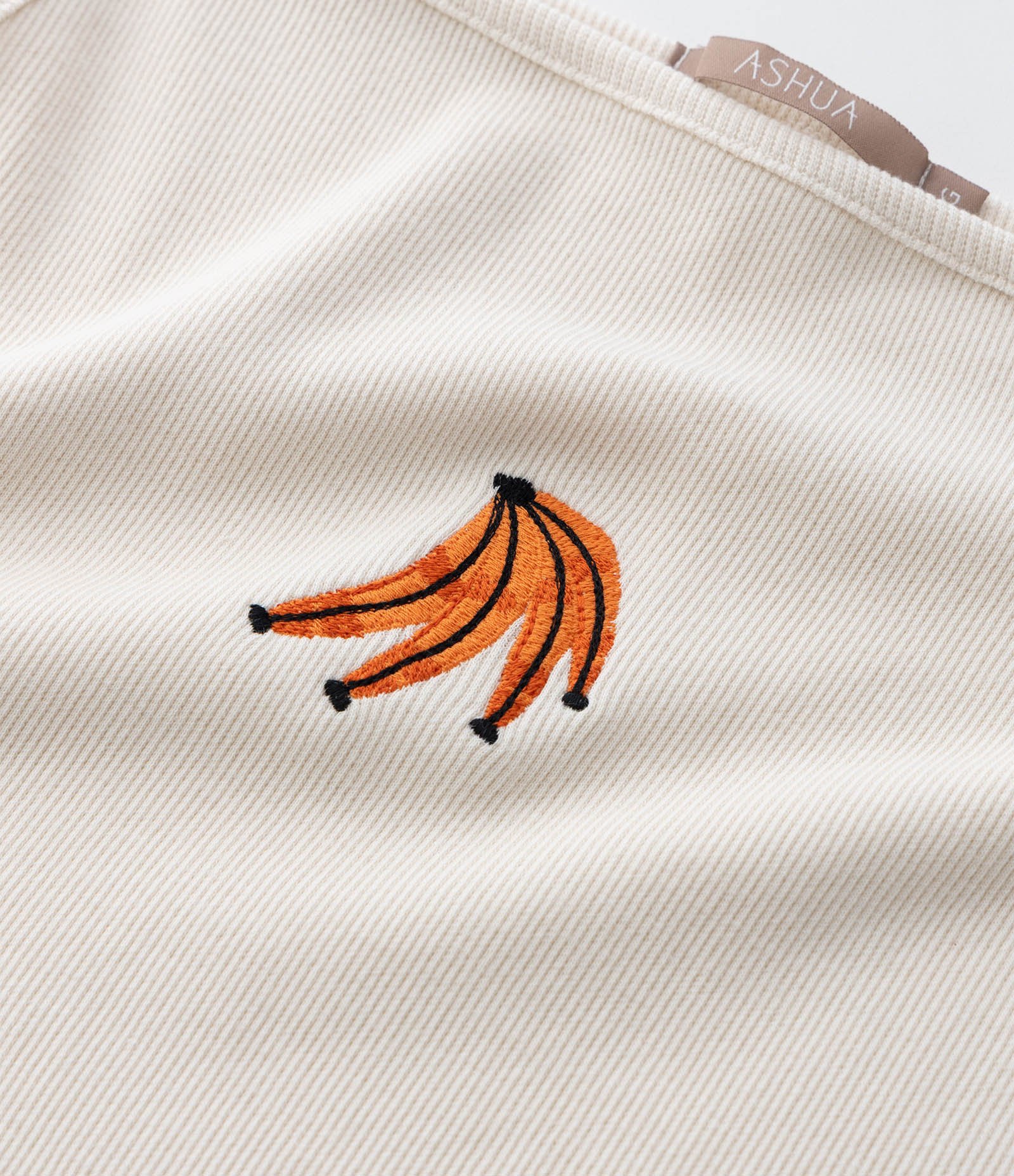 Blusa Regata em Ribana com Bordado de Fruta Curve & Plus Size Off White 7