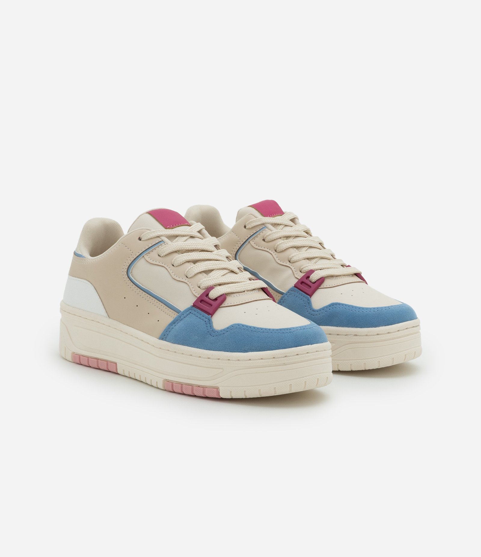 Tênis Cano Baixo com Recortes Branco / Azul / Rosa 1