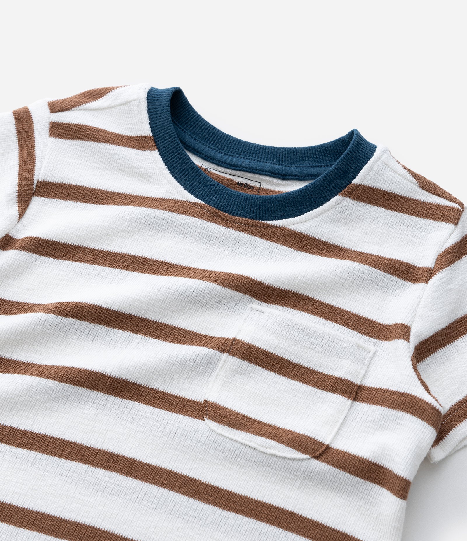Camiseta Infantil Comfort Listrada com Bolso – Tam 1 a 5/6 Anos Marrom/Branco 5