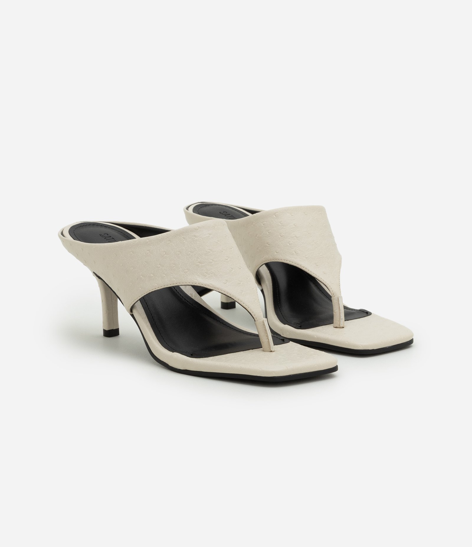 Sandália Mule de Dedo em PU com Salto Fino Off White 2