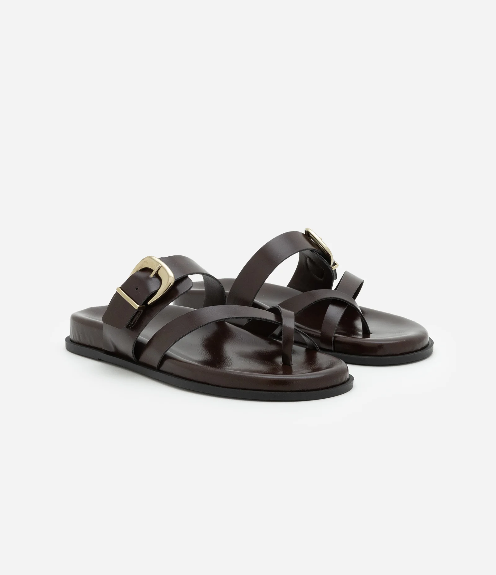 Rasteira em Material Sintético com Dedeira e Detalhe de Maxi Fivela Marrom 2