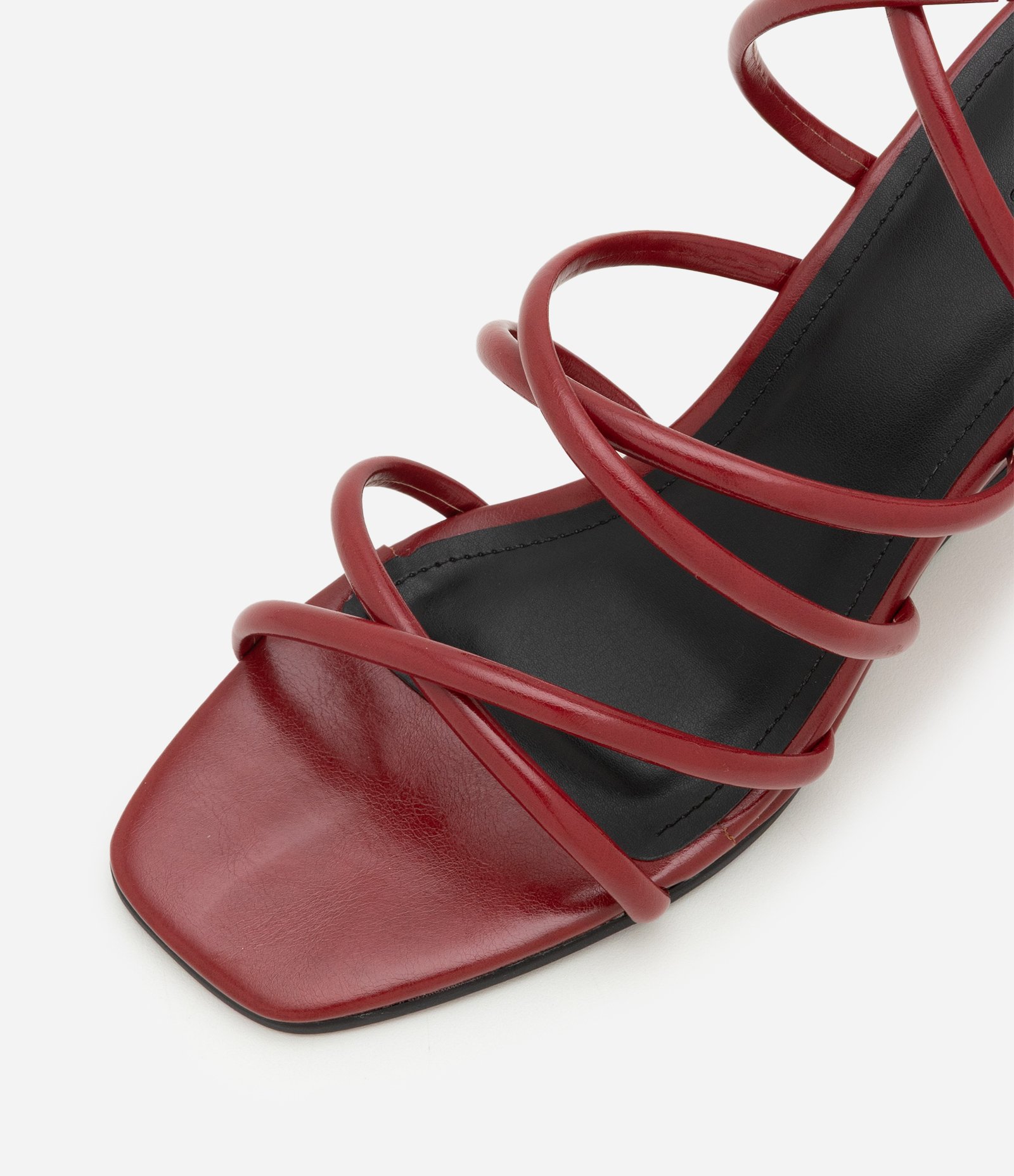 Sandália Anabela em PU com Tiras Entrelaçadas Vermelho 4