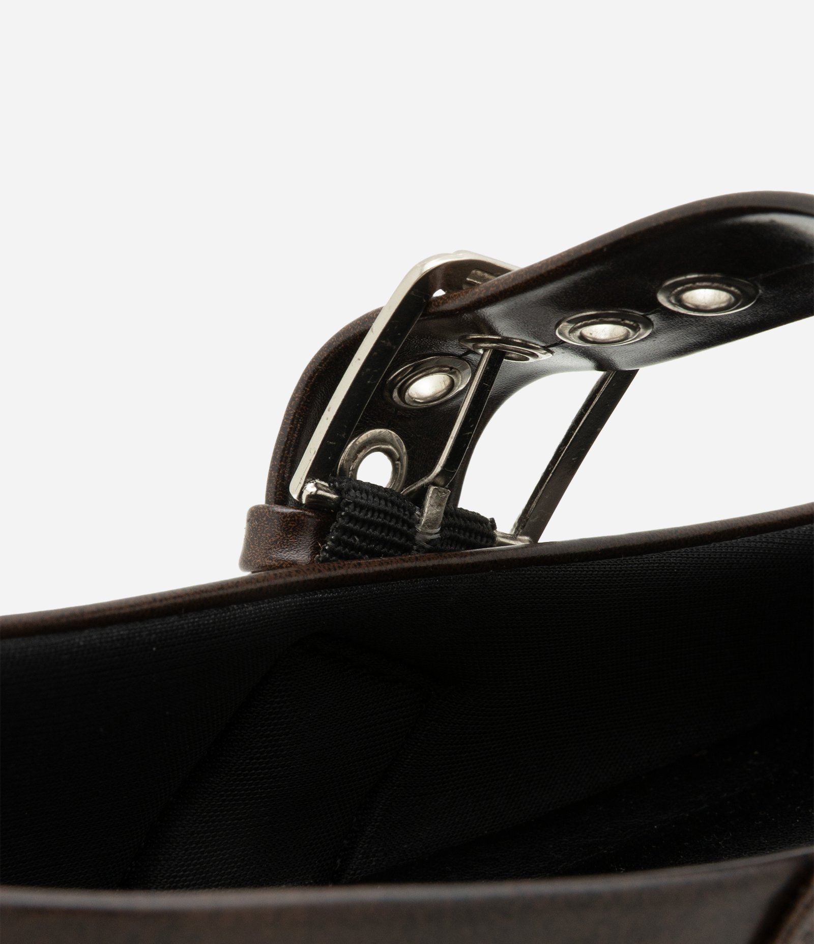 Sapatilha em PU com Fivelas Ajustáveis e Ilhós Marrom 6