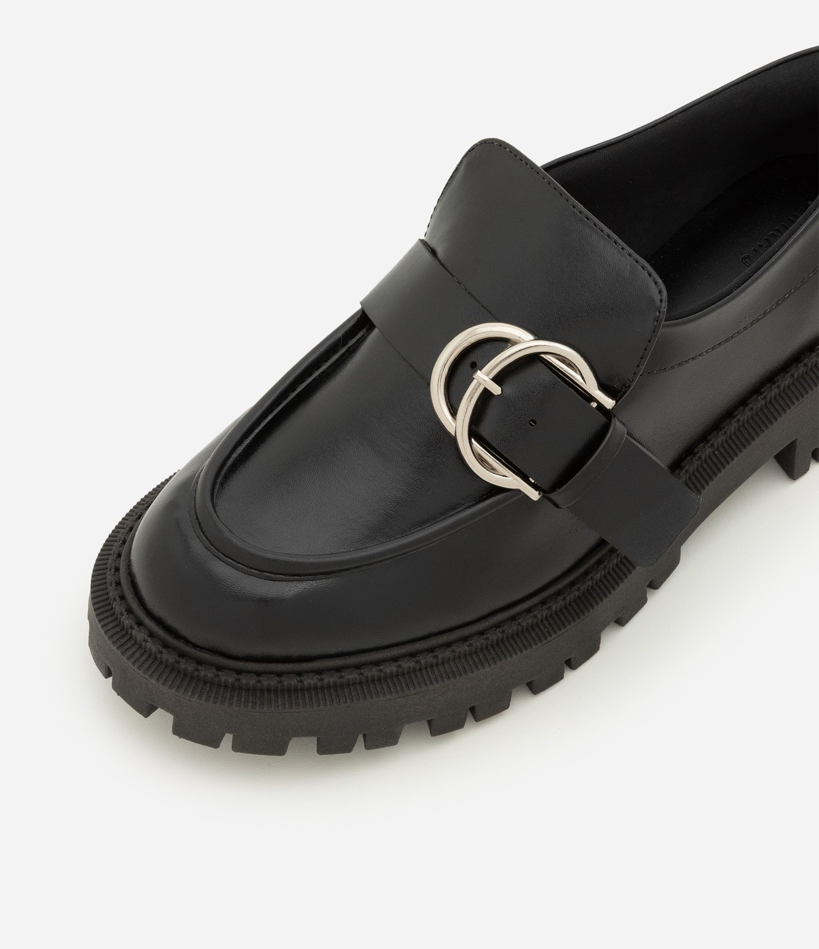 Sapato Mocassim Tratorado em PU com Maxi Fivela Preto 5