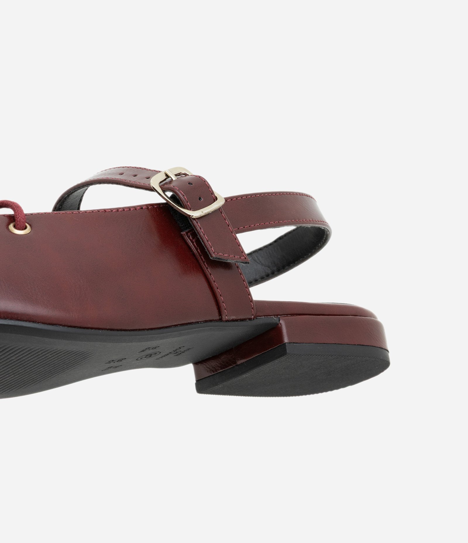 Sapatilha Slingback em PU com Amarração Frontal Bordô 4