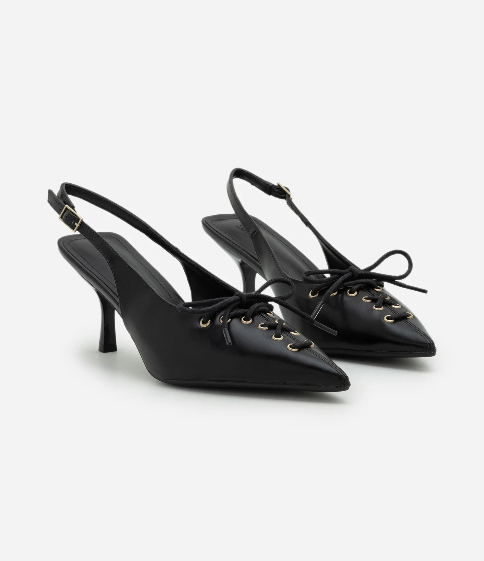 Sapato Slingback com Amarração Frontal e Salto Fino Preto 2