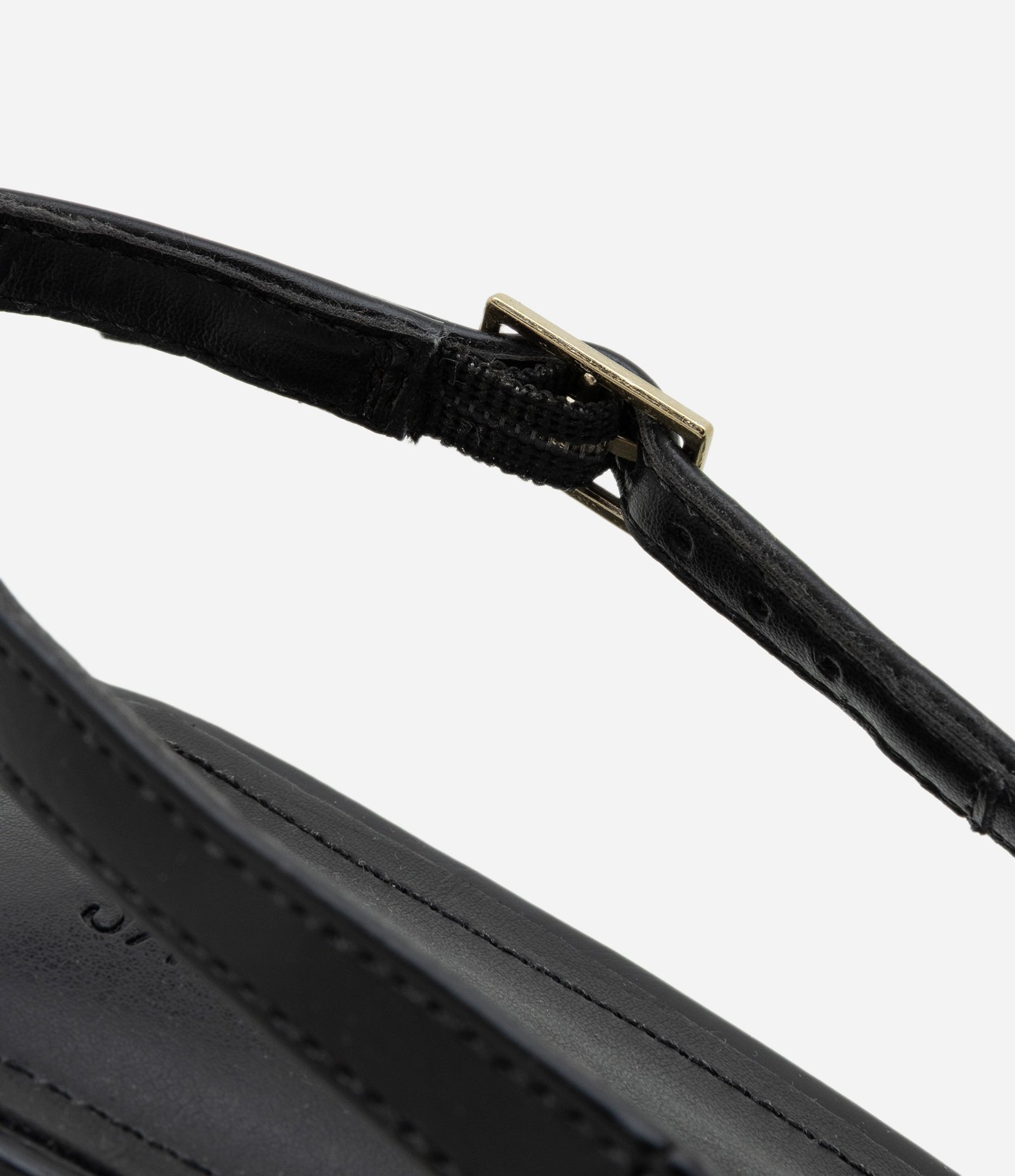 Sapato Slingback com Amarração Frontal e Salto Fino Preto 3