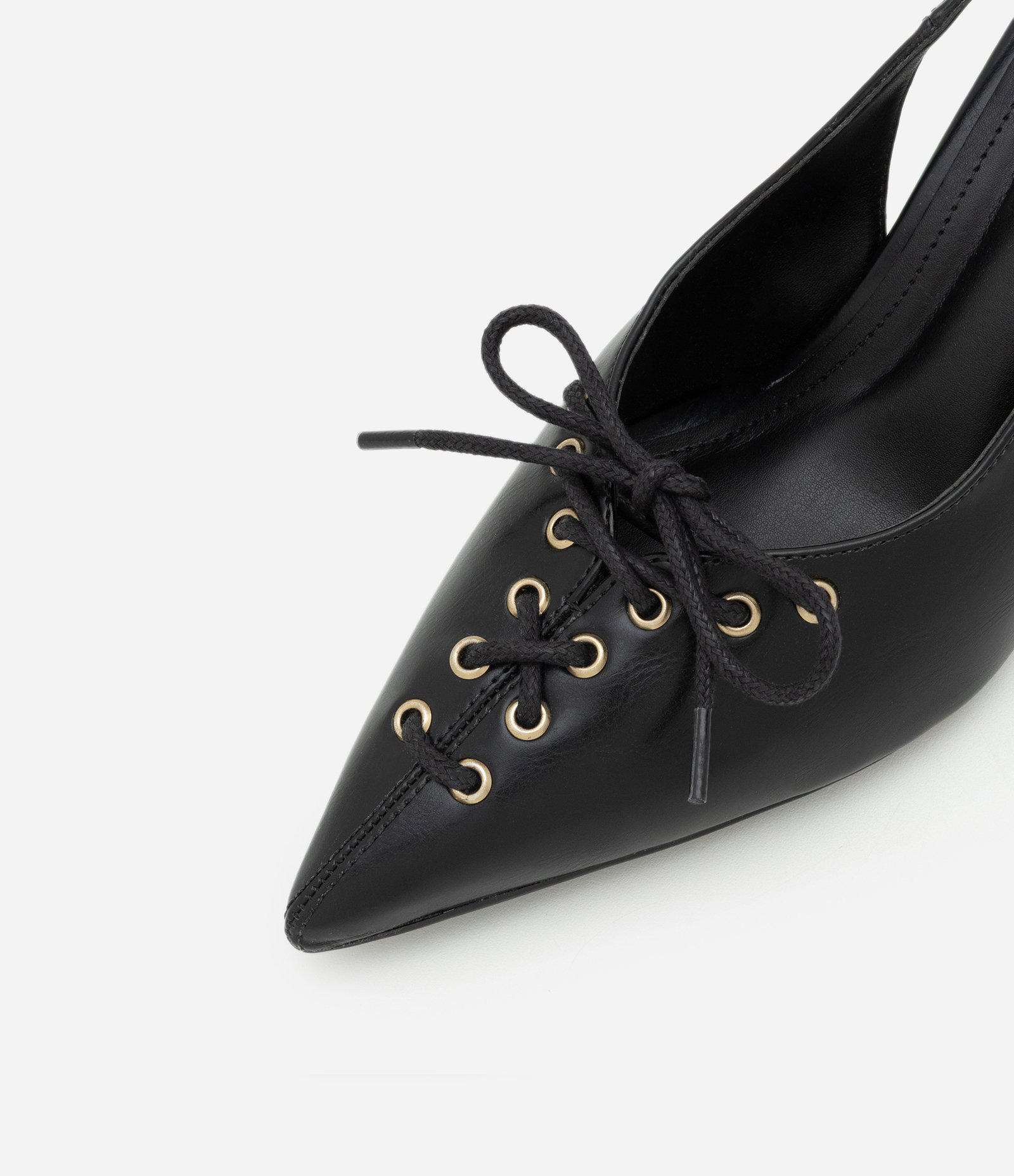 Sapato Slingback com Amarração Frontal e Salto Fino Preto 5