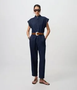 Macacão Utilitário em Jeans com Gola Padre e Cintura Ajustada