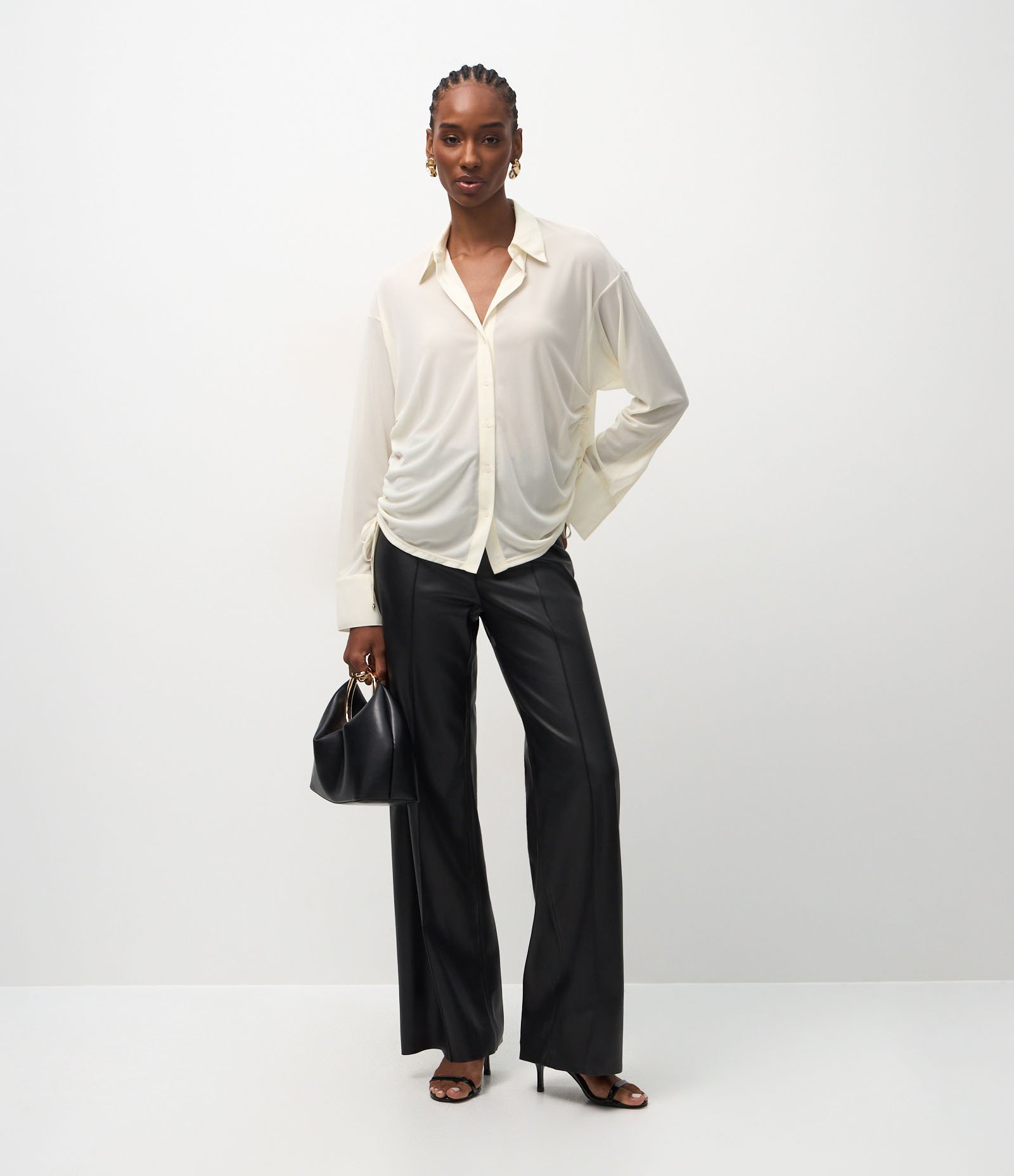 Camisa em Tule com Transparência e Puxadinho Lateral Branco 2