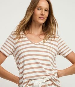 Pijama Short Doll em Viscolycra Listrada com Bordado Aconchego