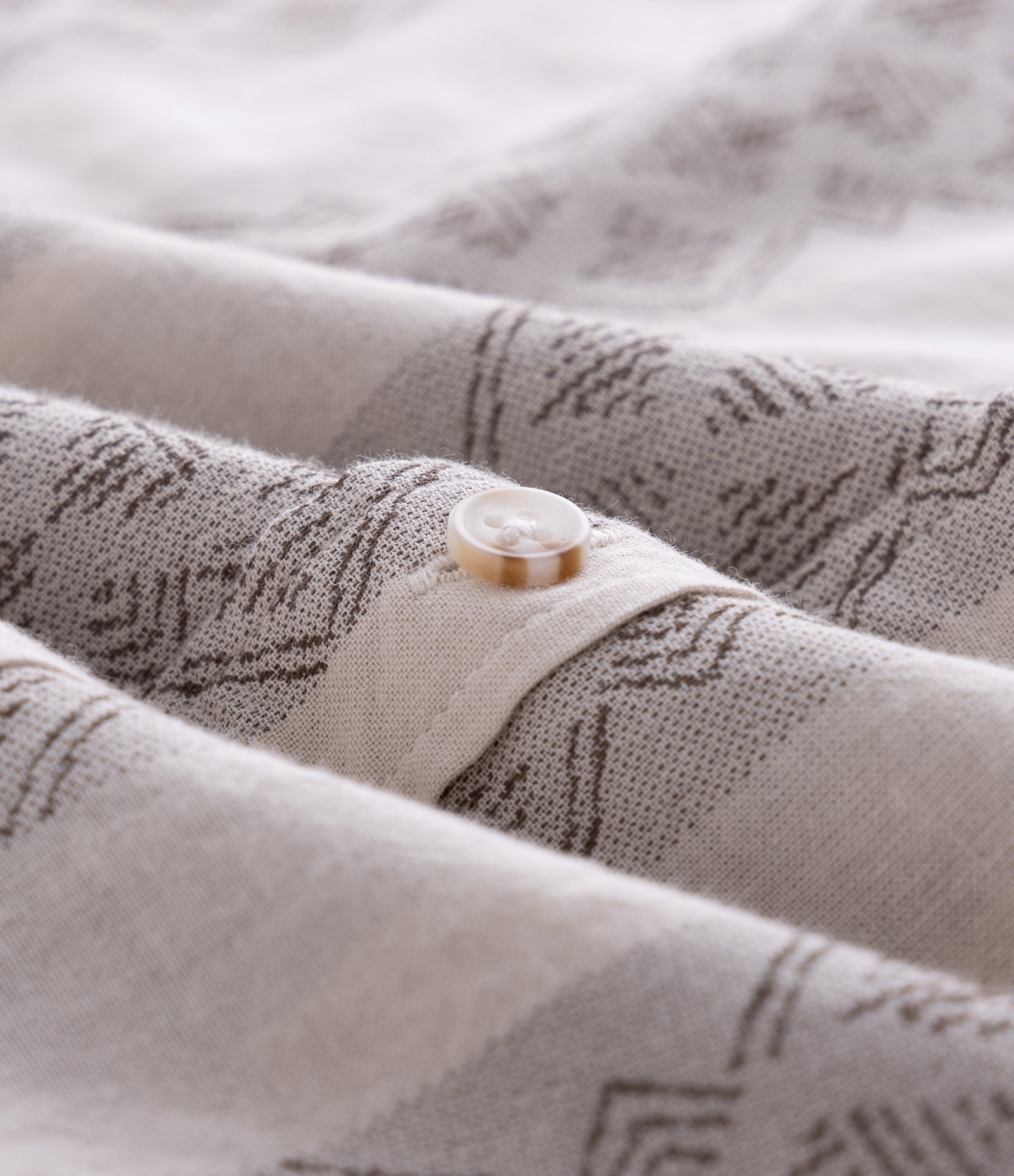 Camisa Relaxed Manga Curta com Textura Jacquard Bege 6