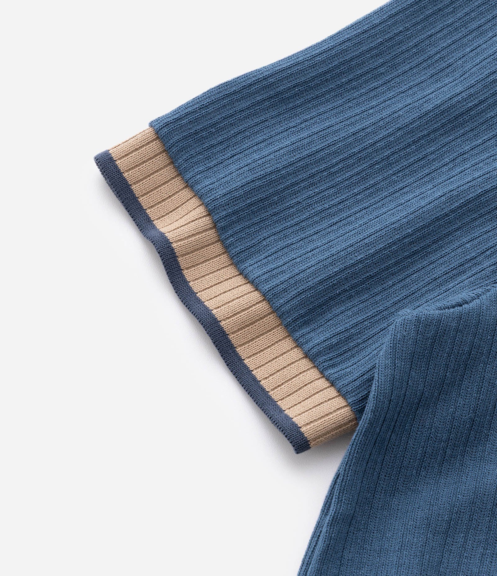 Camiseta em Algodão Texturizado com Gola e Manga Contrastante Azul 4